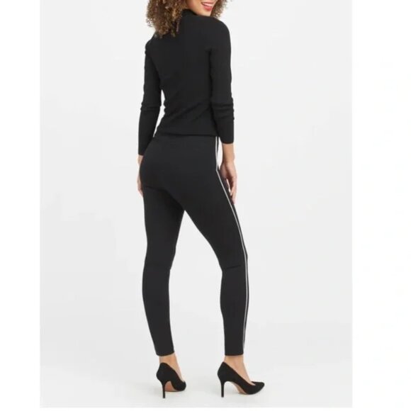Spanx Nwt  The Perfect Pant Ankle Skinny Black White Piped Pants Size M Petite - Picture 2 of 5